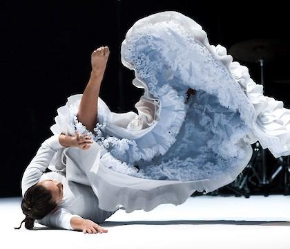 Rocío Molina em Caída del cielo