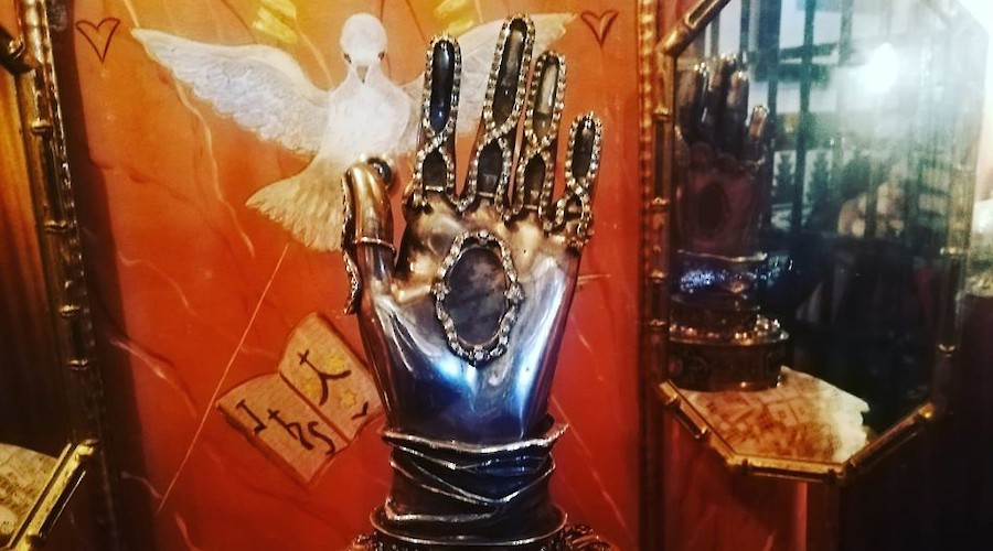 4 de outubro: A Mão Incorrupta de Santa Teresa